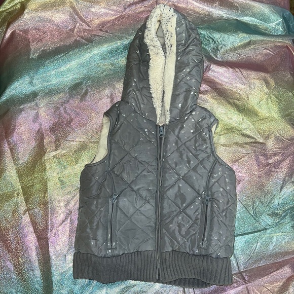 Toddler girls Old Navy vest size 3T. - Picture 1 of 3
